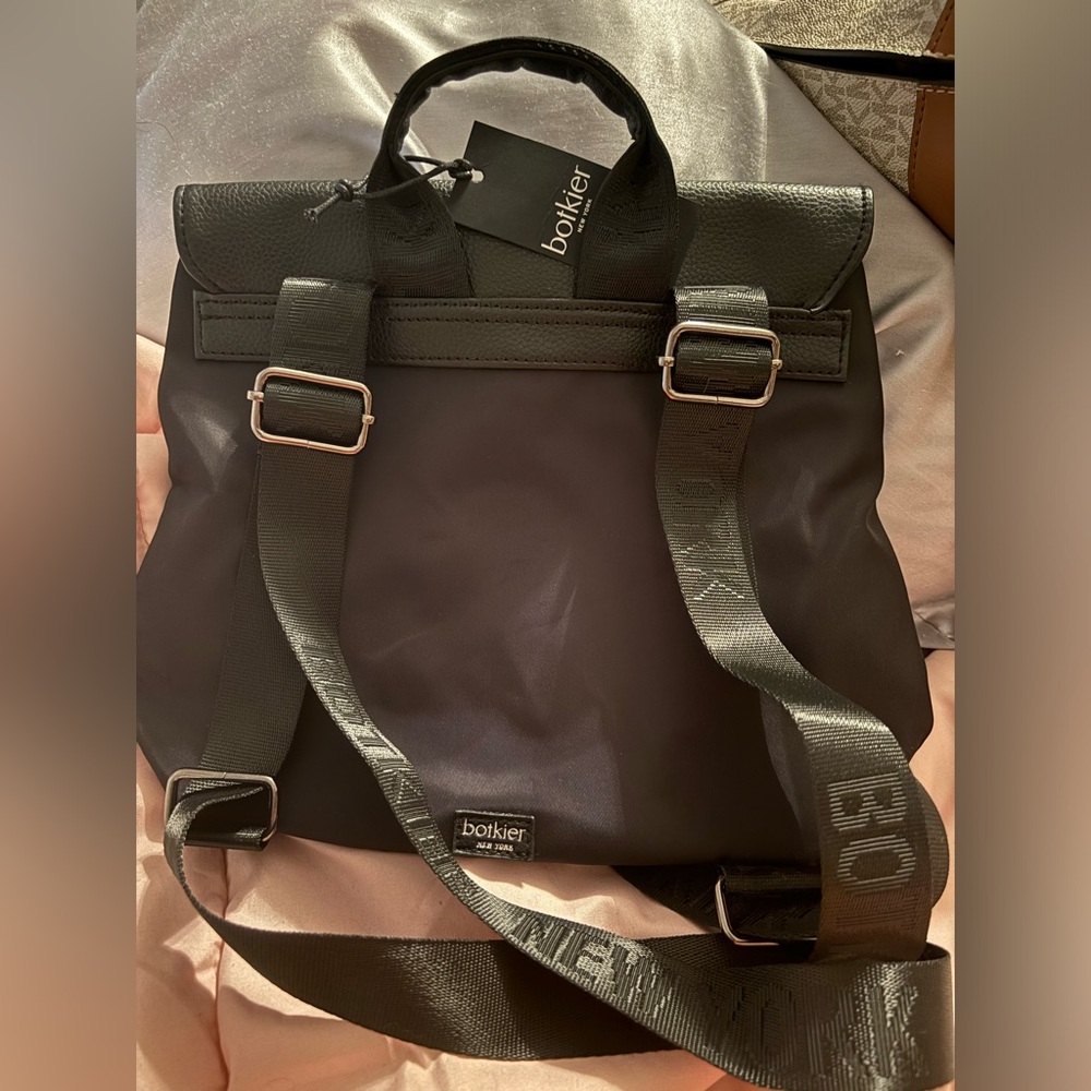 Square Backpack - image 3